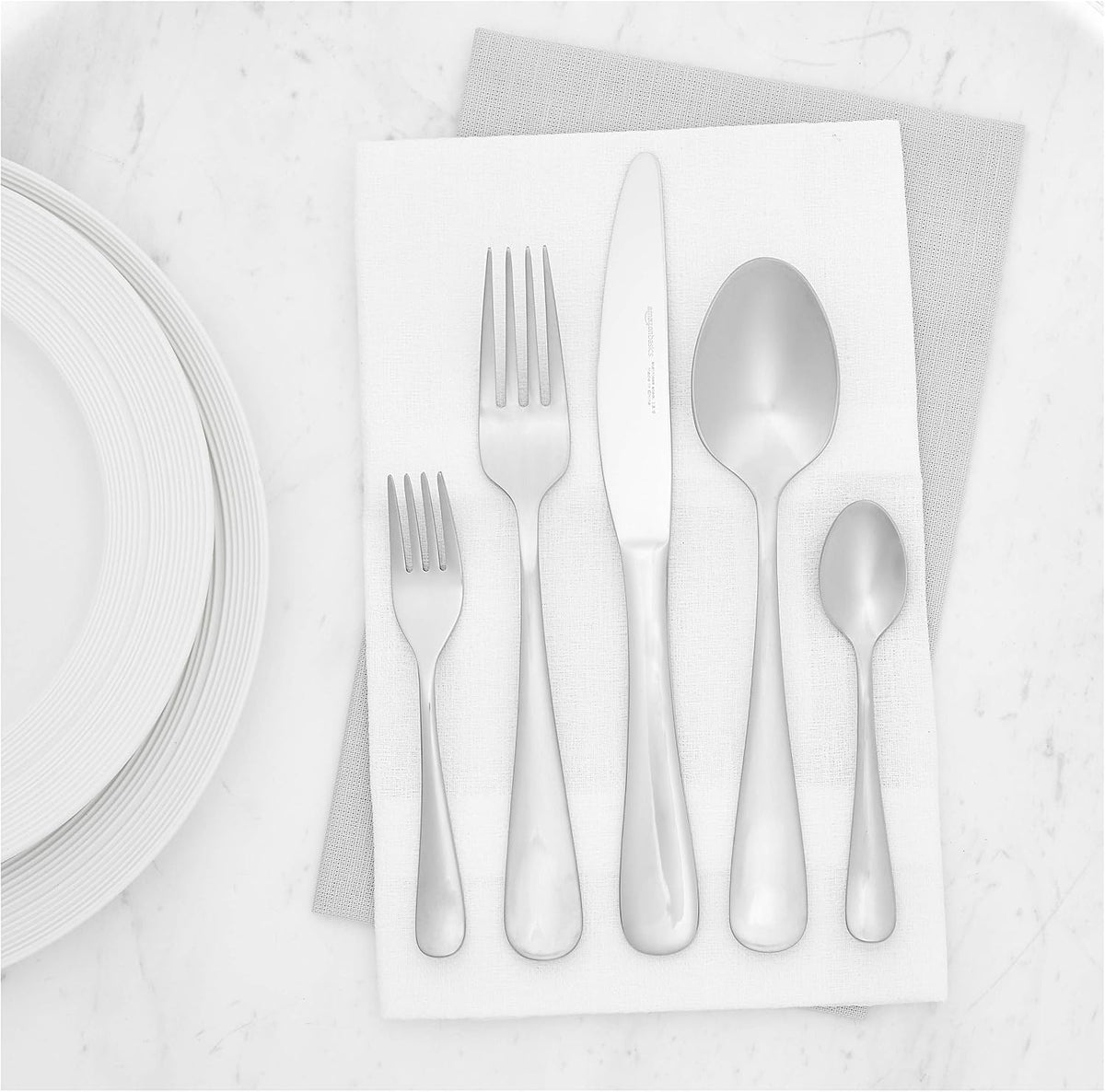 AmazonBasics 20-Piece Stainless Steel Flatware Set with Round Edge, Service for 4 - Amazon Vine
