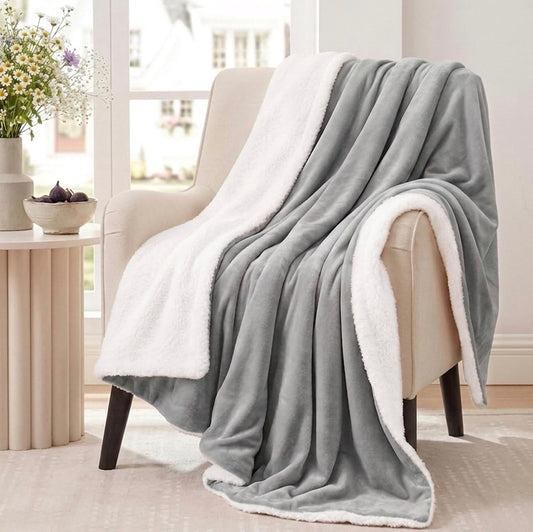 Aisbo Sherpa Fleece Blanket Grey Throws - Thick Warm Soft Throw Blanket for Sofa Couch, 130x150cm Fluffy Microfiber Solid Blankets for Bed, Gray