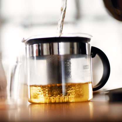 BODUM 1875-01 Bistro Nouveau Tea Press, Borosilicate Glass, Plastic Infuser - 1 L, Black