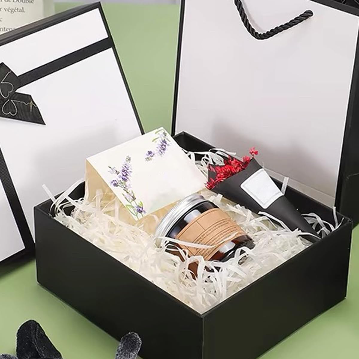 HXJDAM 150g White Shredded Tissue Paper, White Shredded Paper for Gift Boxes, Soft to the Touch, Excellent Gift Packaging Filler and Hamper Filling