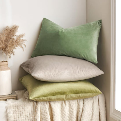 MIULEE Velvet Cushion Covers 45 x 45 Green Sofa Cushions 2 Pieces