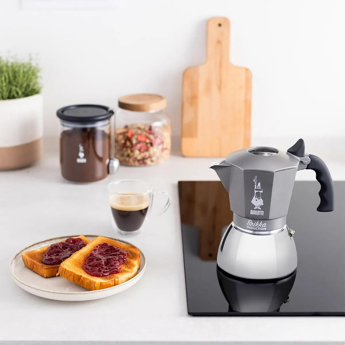 Bialetti Moka Coffee Jar 250 g (with Cap), Glass, (Without spoon)