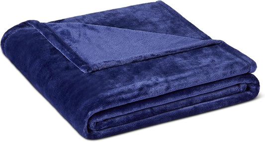 Amazon Basics Throws for Sofas, Soft Fluffy Fleece Throw Blanket, 127 x 152 cm, Navy
