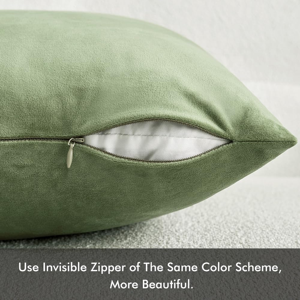 MIULEE Velvet Cushion Covers 45 x 45 Green Sofa Cushions 2 Pieces