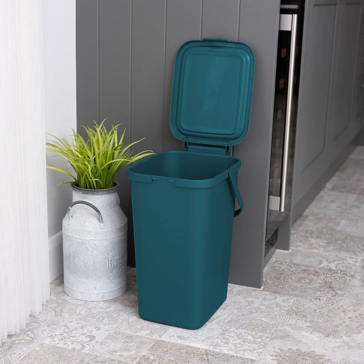 Addis 519354 Kitchen Recycling & General Storage bin 18 litres Stackable Food Waste Organiser Caddy with Clip lock lid & carrying Handle, Deep Teal Green