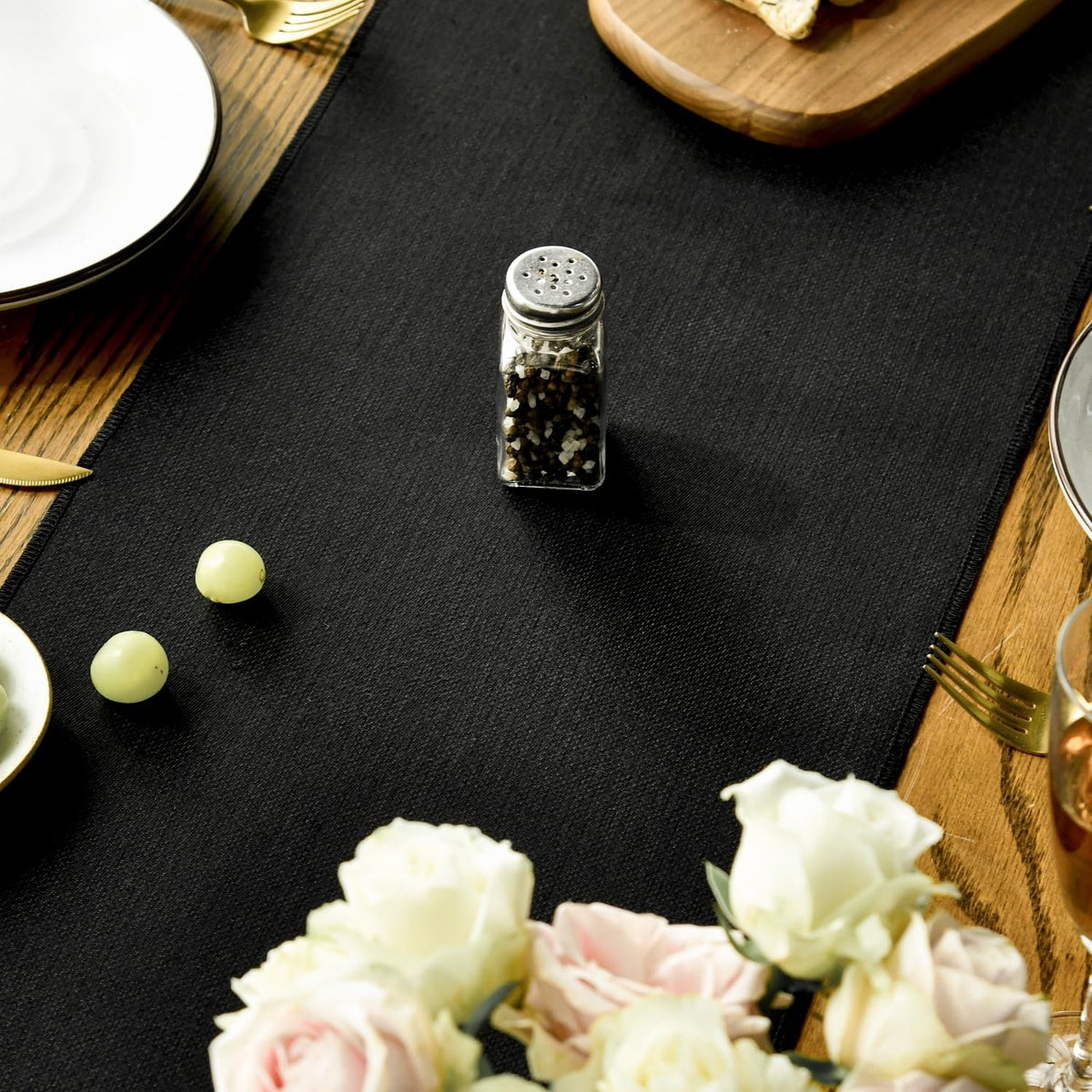 Artoid Mode Black Boho Rustic Halloween Tassel Table Runner 33x183 cm