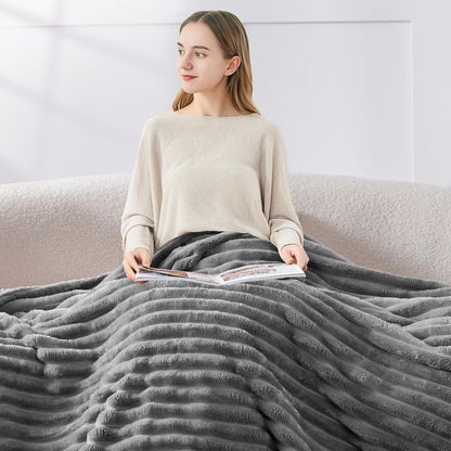 BEDELITE Fluffy Fleece Blanket Cosy Soft Throw, 274x229 cm, Grey