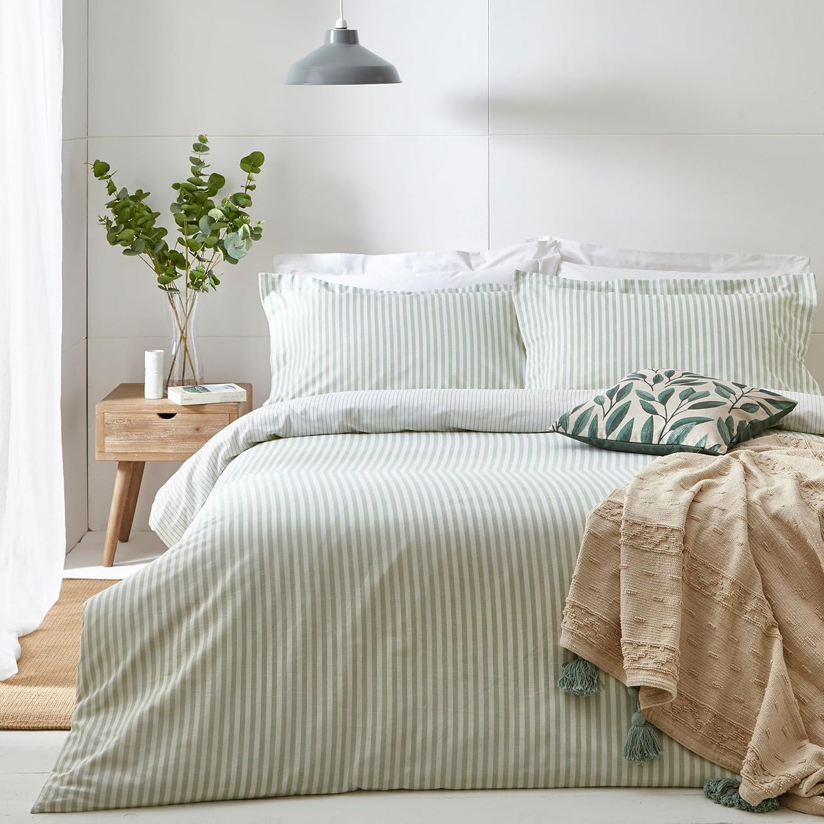 Yard Hebden 100% Cotton Stripe Duvet Cover Set (Eucalyptus, King) | 100% cotton, reversible stripe design, soft breathable comfort