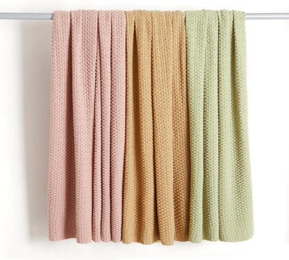 Amazon Basics Knitted Sofa Throw Blanket, Soft Bed Throw for Room Décor, 127 x 152 cm, Sand