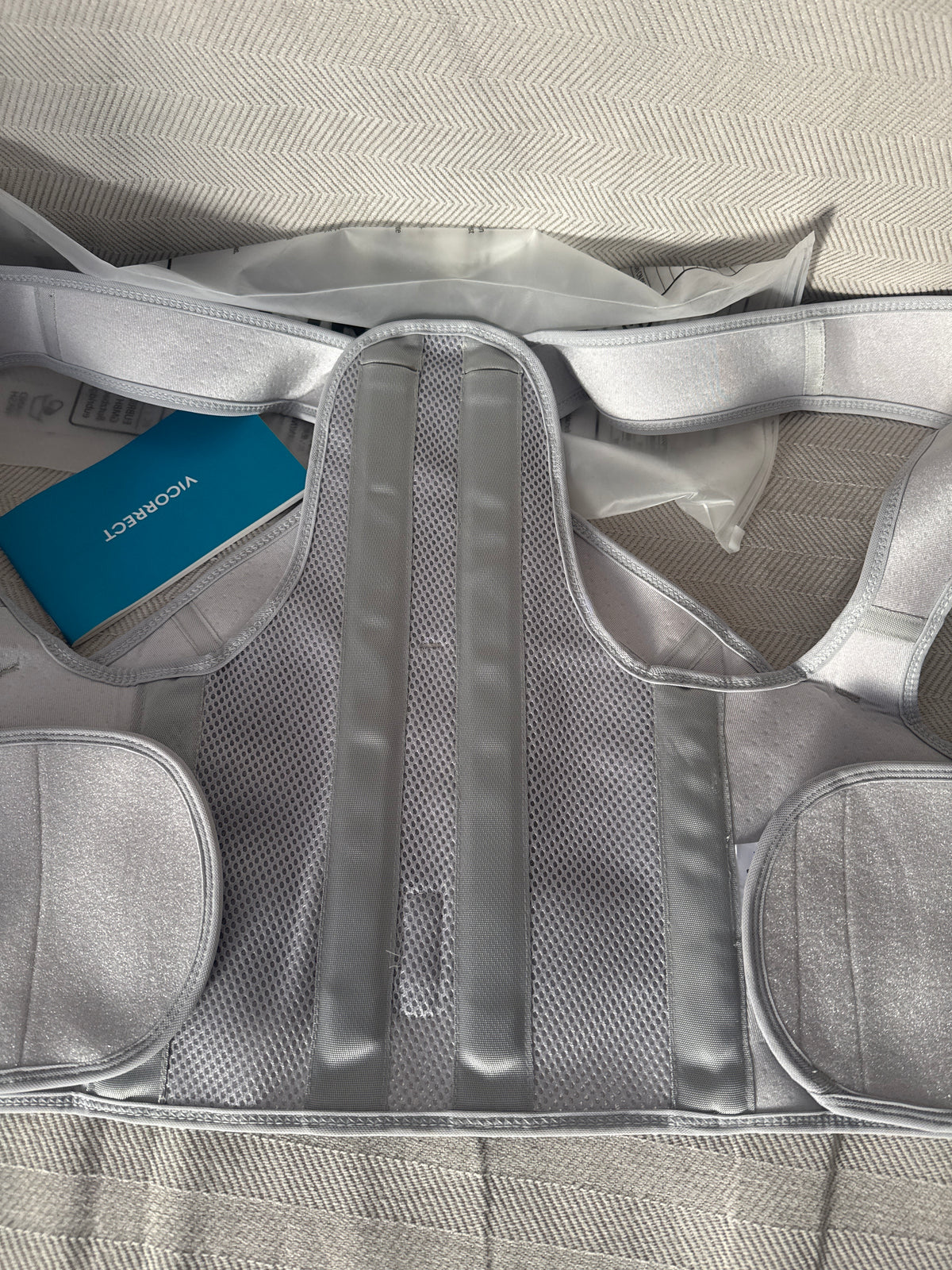 Vicorrect Posture Corrector for Women and Men: Back Brace Support - Shoulders Straightener Relieve Upper Back Pain (Gray, Small)