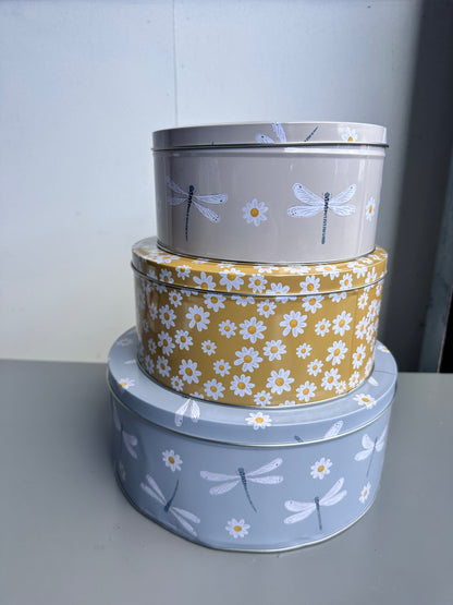 Cooksmart Set of 3 Nesting Cake Storage Tins – British Design | 3 Sizes Included, Nesting Design, Airtight Style Lids, Retro Look, Kitchen Storage