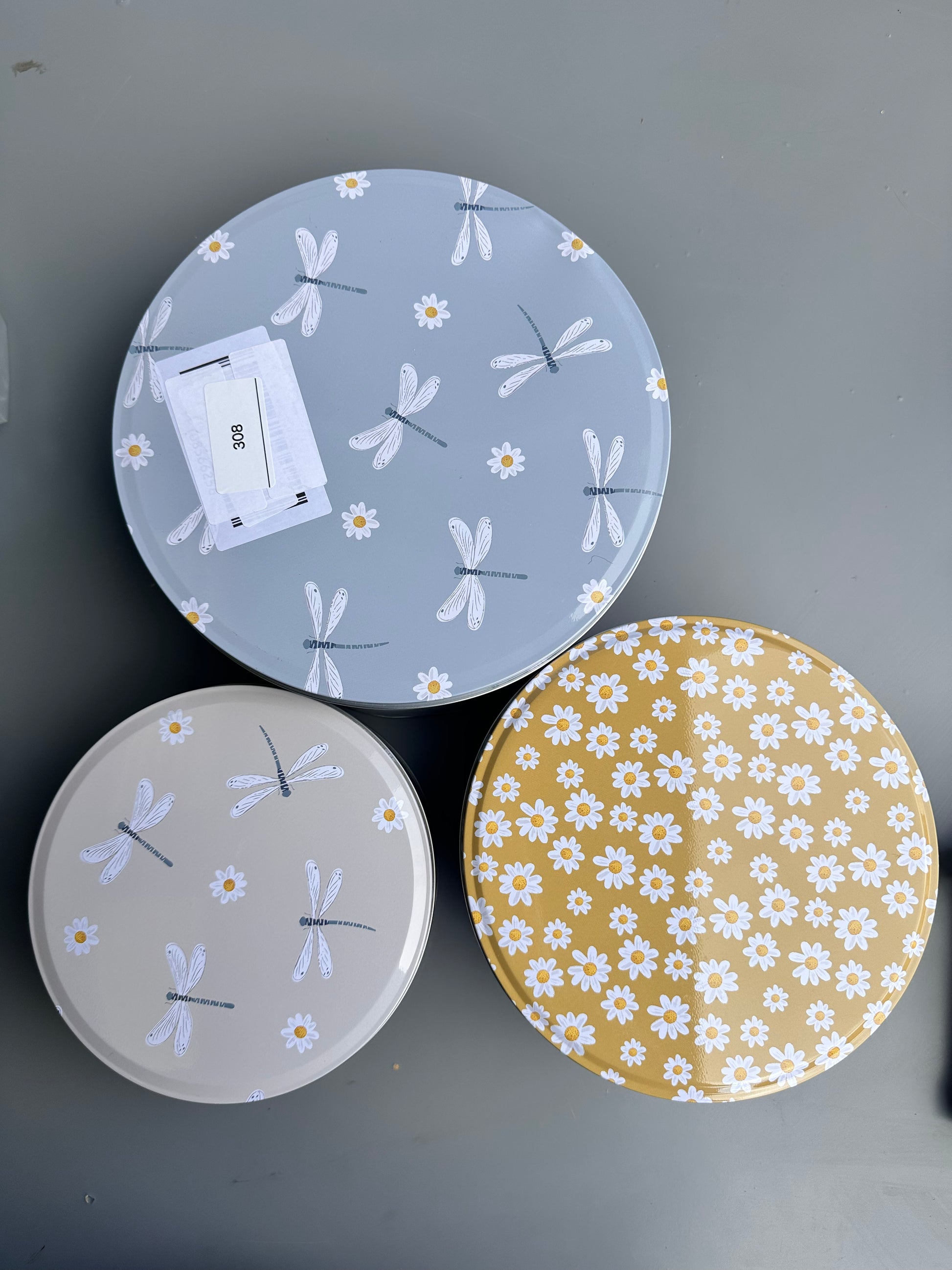 Cooksmart Set of 3 Nesting Cake Storage Tins – British Design | 3 Sizes Included, Nesting Design, Airtight Style Lids, Retro Look, Kitchen Storage