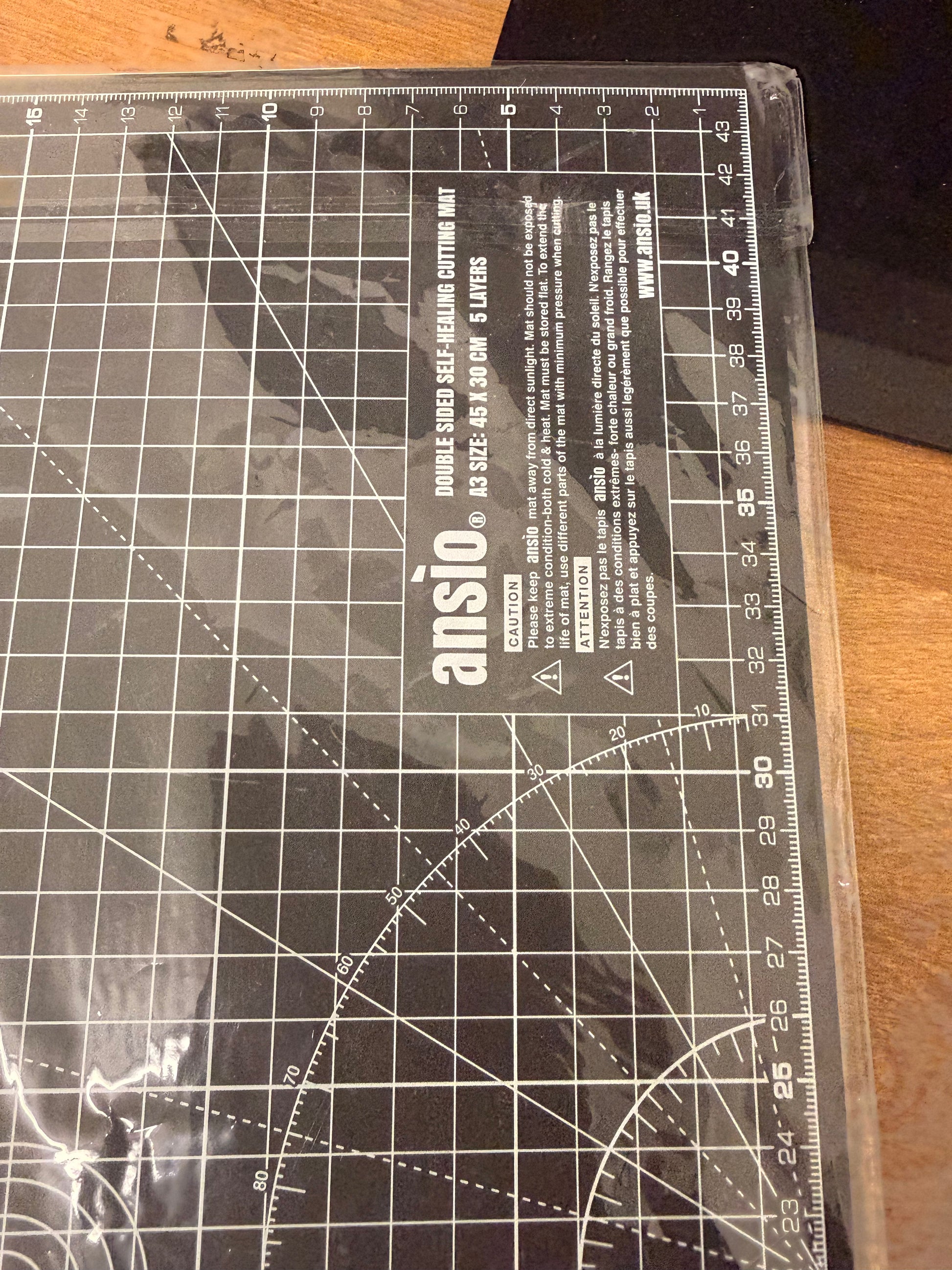 ANSIO Craft Cutting Mat Self Healing A3 Double Sided 5 Layers - Quilting, Sewing, Scrapbook, Fabric & Papercraft - Imperial/Metric 17 Inch x 11 Inch / 42cm x 27cm - Black/Black