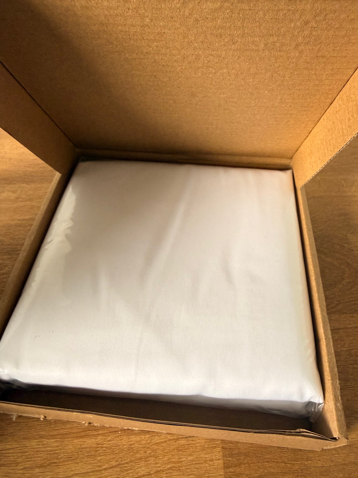 Amazon Basics Microfiber Pillowcases, Standard Size 50 x 80 cm (Pack of 2), Bright White, Pillows Not Included