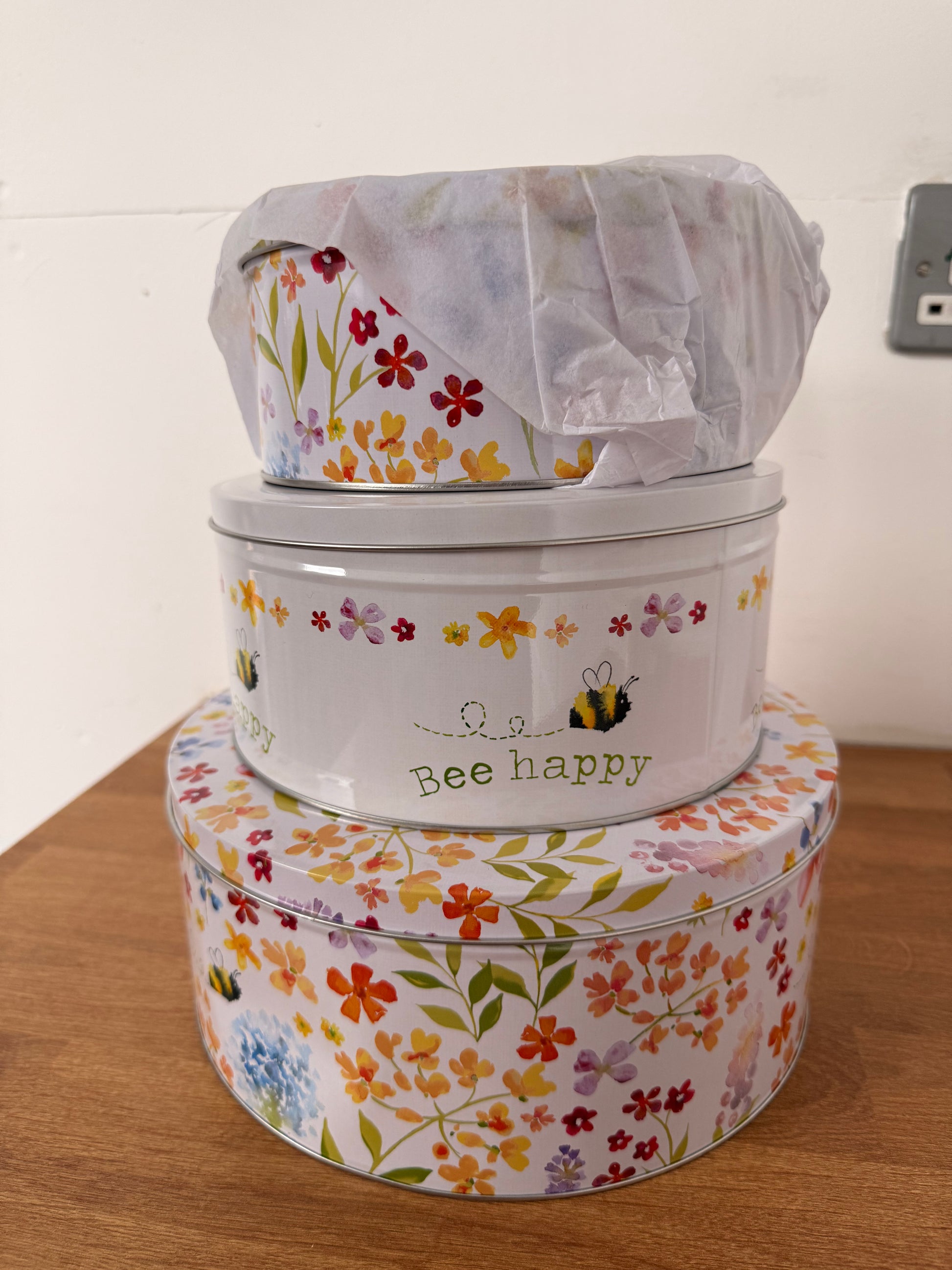 Cooksmart England Set of 3 Cake Storage Tins, Nesting Design | British designed, stackable storage tins, ideal for cakes and biscuits, durable kitchen organisation accessory